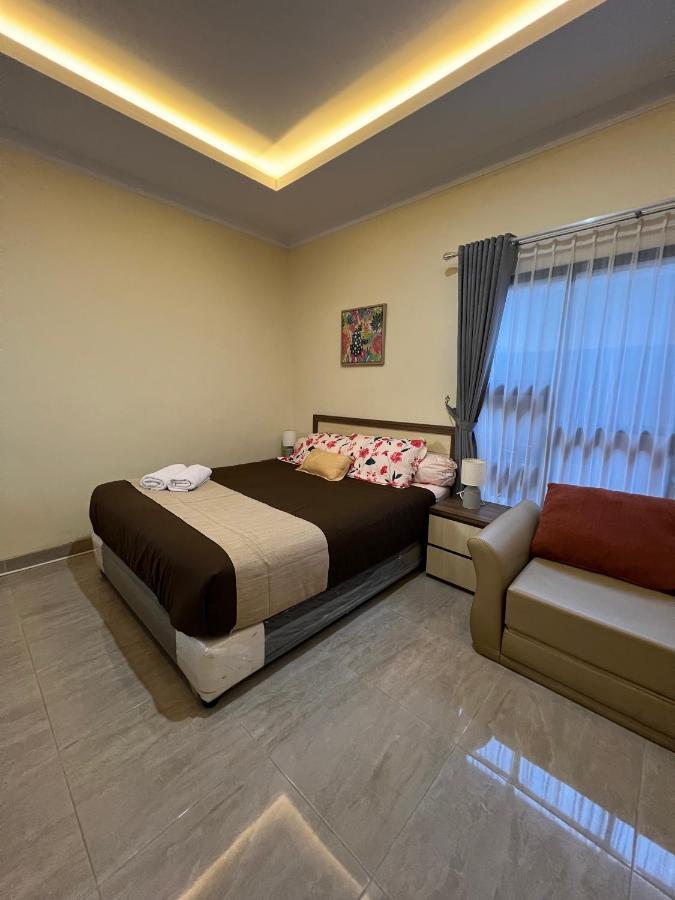 Casa Familia Syariah Apartment Sleman  Exterior photo